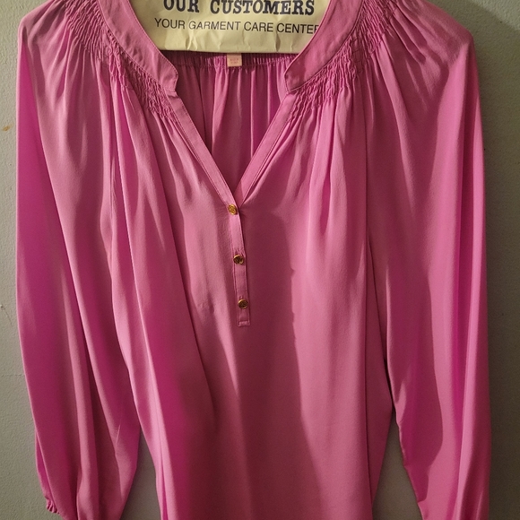 100% silk Lilly Pulitzer blouses - Picture 7 of 15